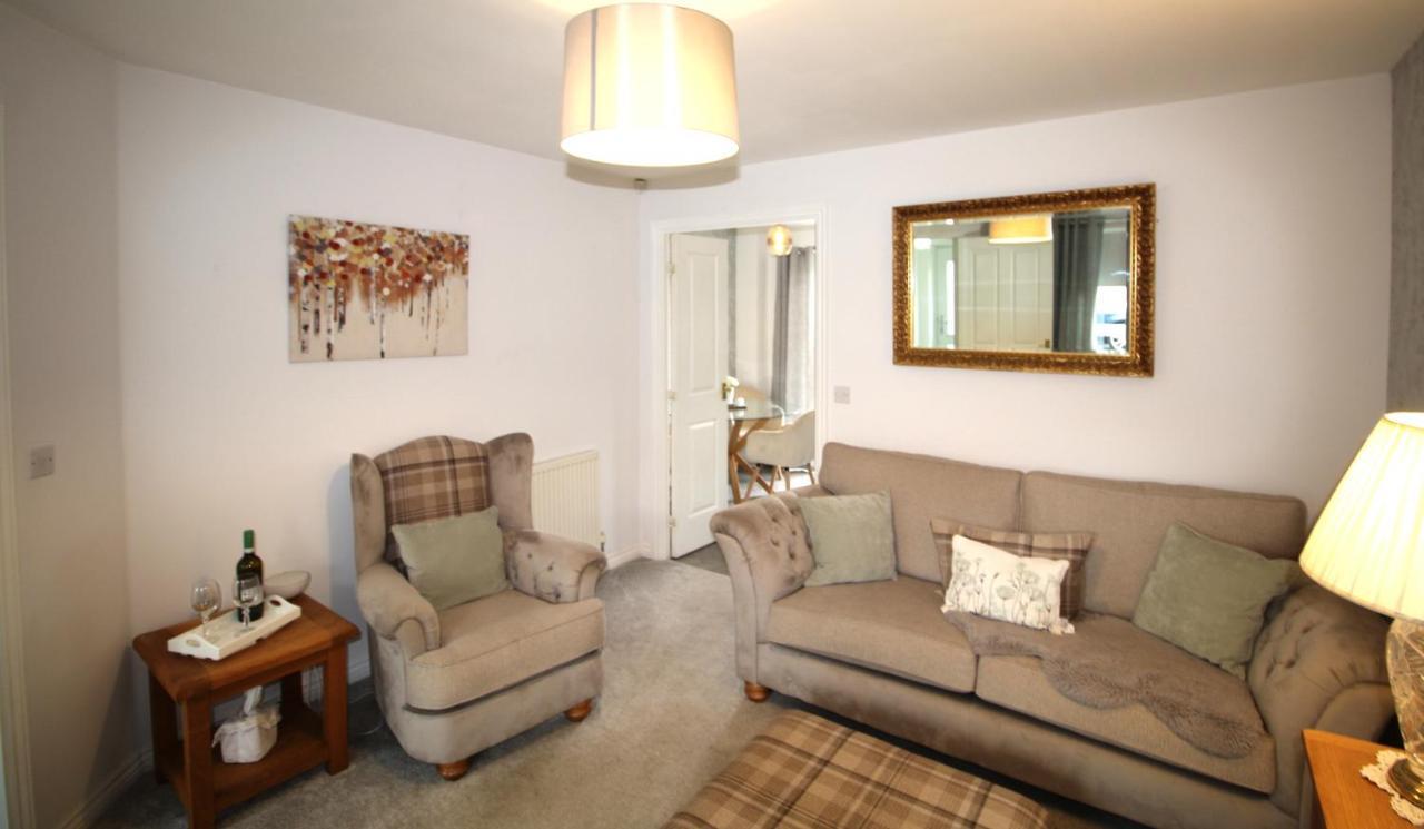 Ashington - 2 Bedroom House - Beautifully Decorated & Furnished - Large Garden Kültér fotó