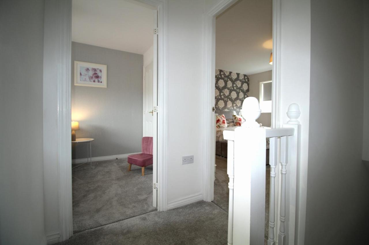 Ashington - 2 Bedroom House - Beautifully Decorated & Furnished - Large Garden Kültér fotó