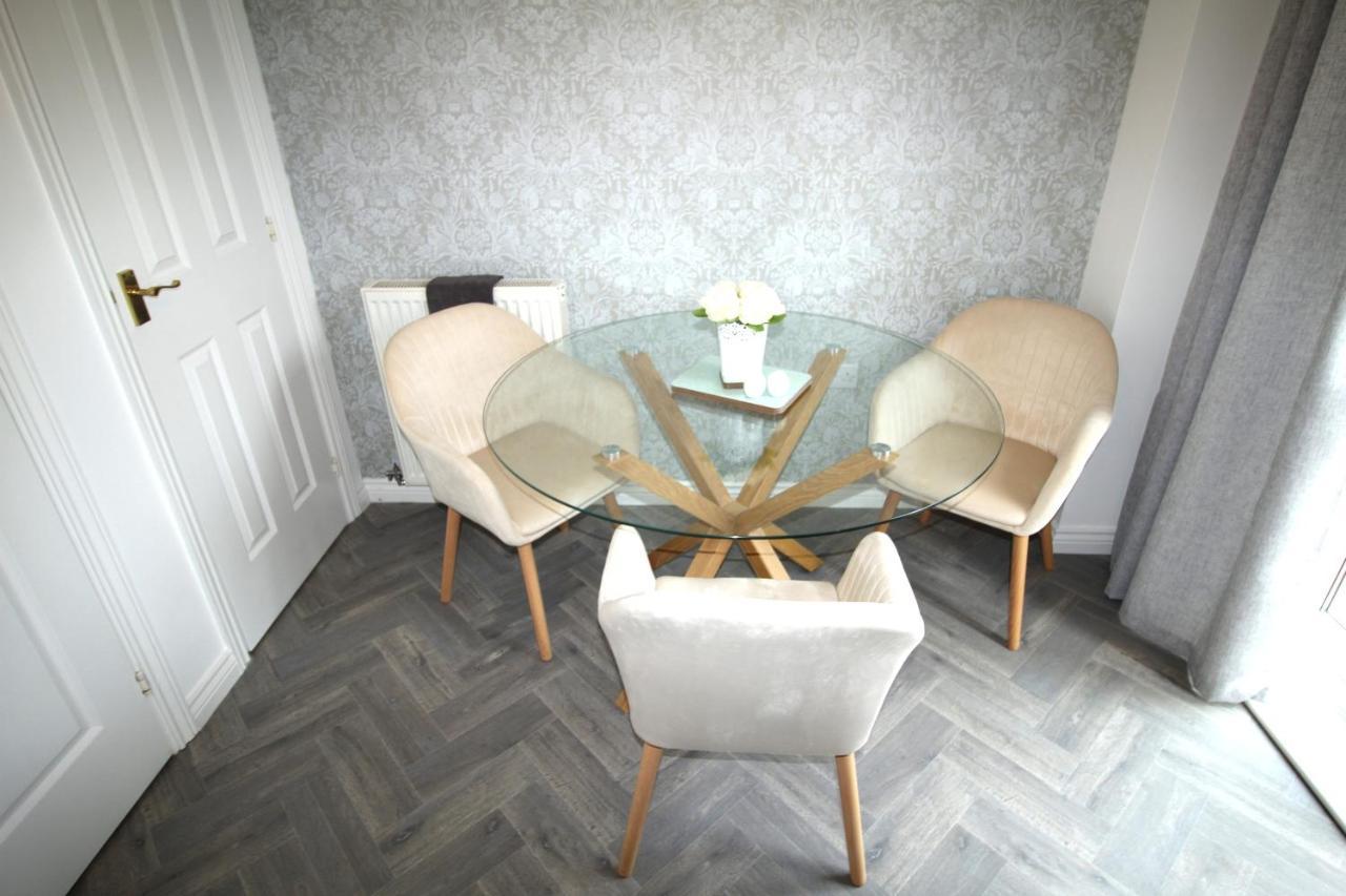 Ashington - 2 Bedroom House - Beautifully Decorated & Furnished - Large Garden Kültér fotó